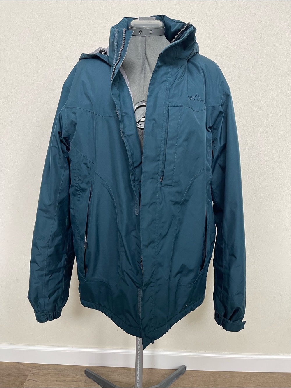 Eddie Bauer Men's Teal Hooded Waterproof Jacket